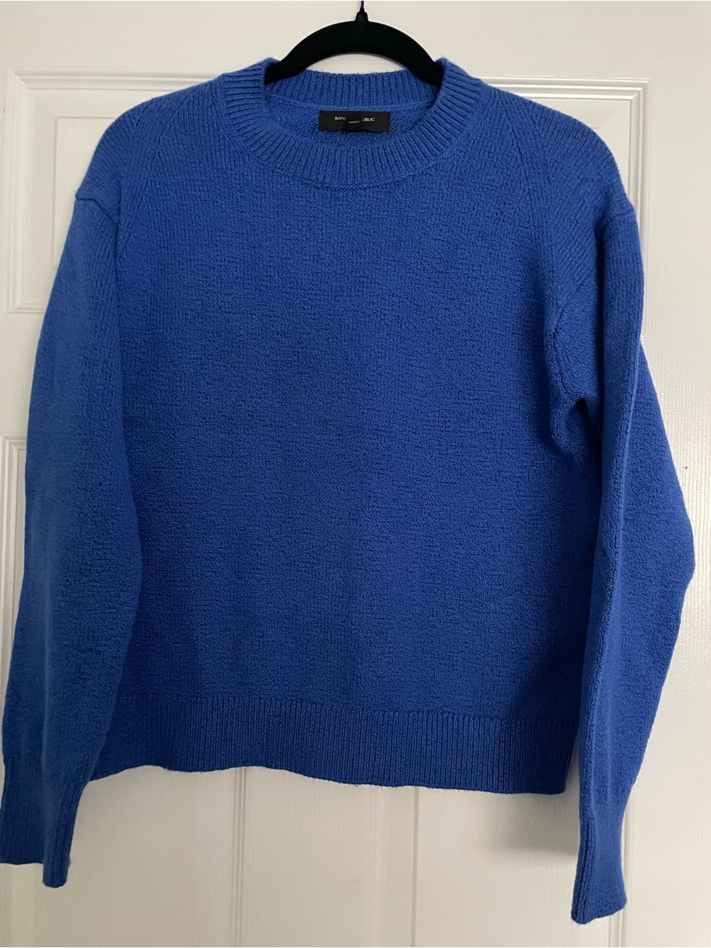 Banana Republic women’s Royal Blue Crewneck Sweater